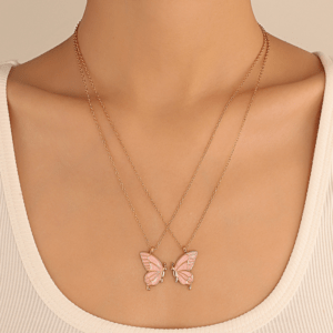 🦋 Split Butterfly Friendship Necklace Set – 2-Piece INS Style Pendant Chain | Creative Clavicle Jewelry for BFFs & Soulmates